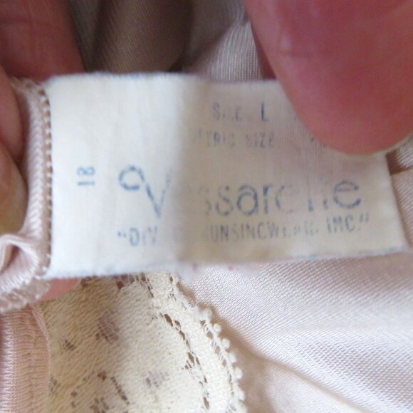 Vintage 60s Full Length Nylon Dress Slip Womens S Nude Lace Pin Up Glam USA Made - Picture 11 of 13